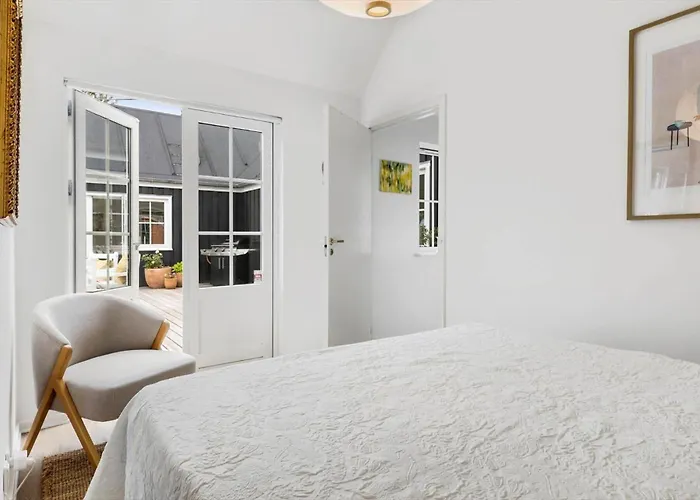 Ha386 - Merkurvej 91 * Hals